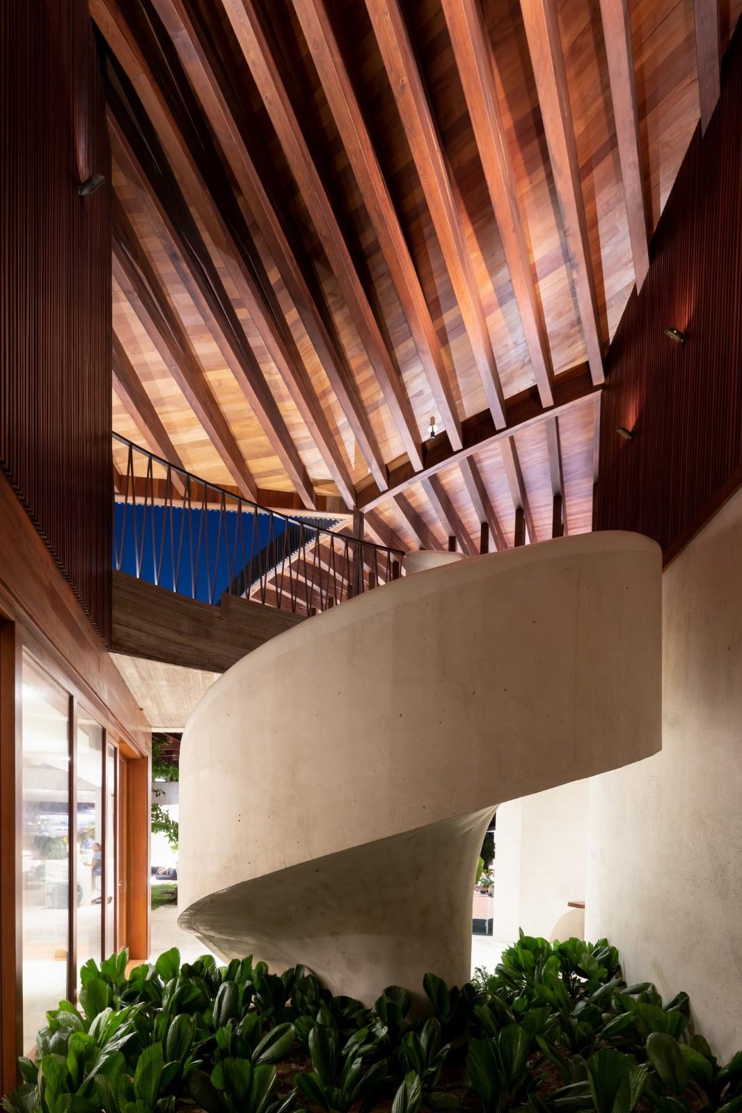 Las Olas 度假屋 / Young Projects