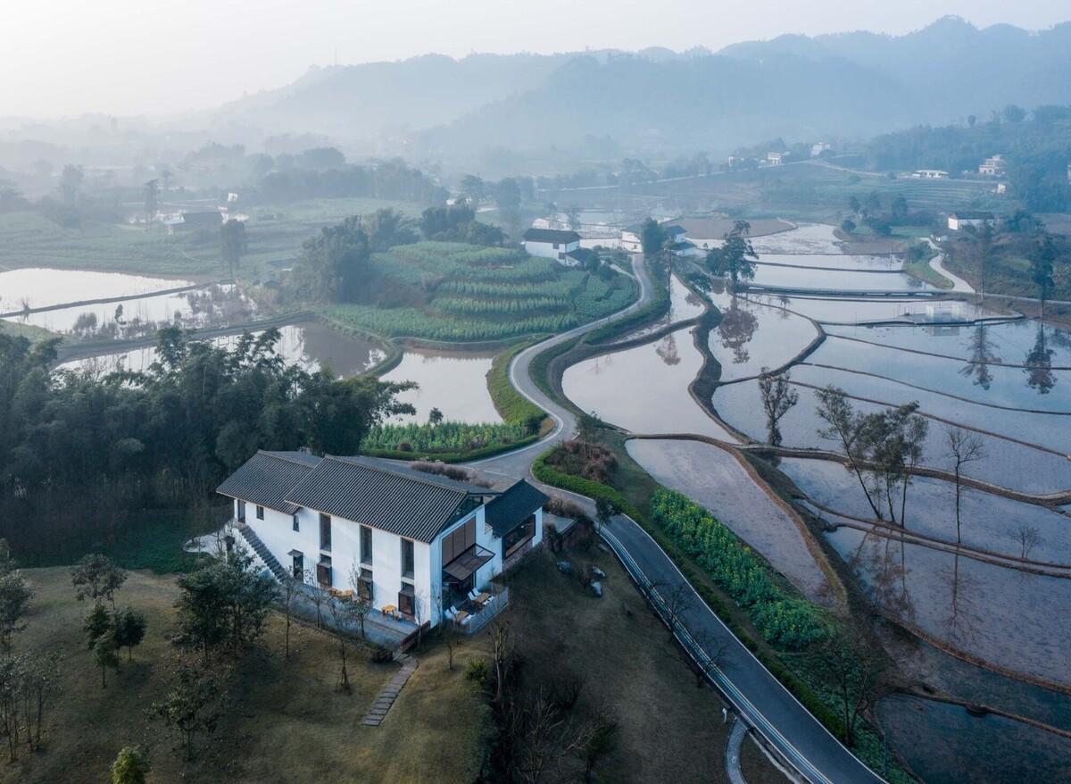 安石乡村书局 / 锋茂建筑