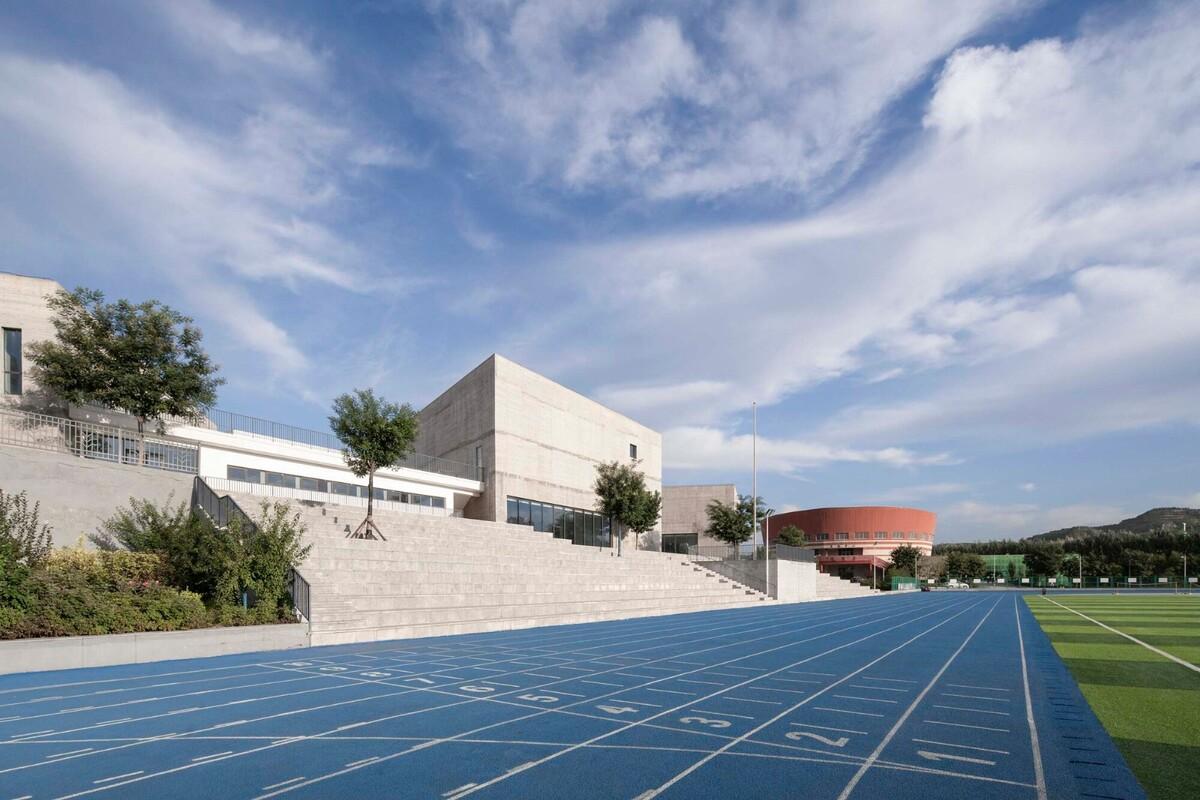 友兰中学图艺综合楼 / WAU建筑事务所