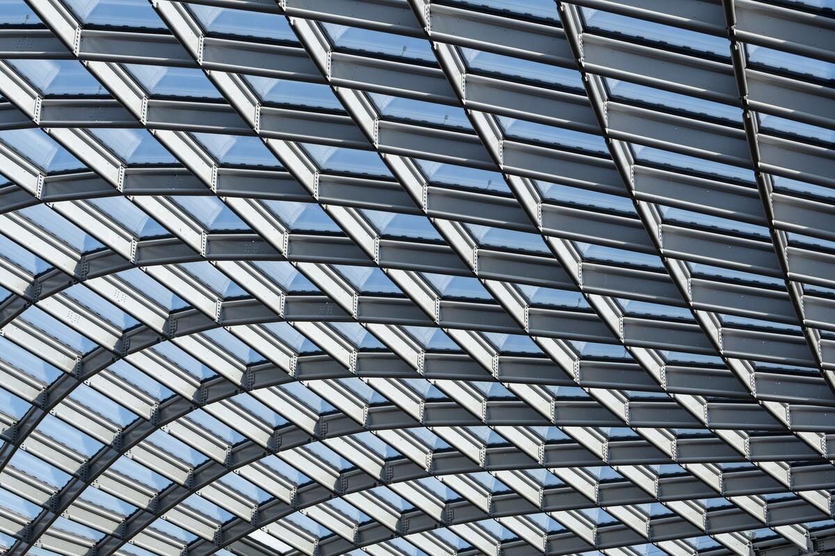 辉凌制药总部 / Foster + Partners