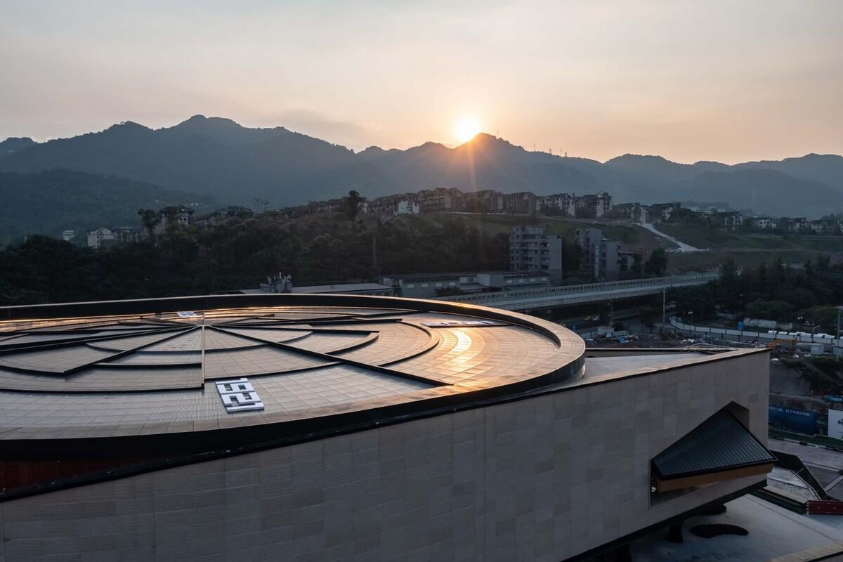 重庆·1949大剧院 / 重庆悦集建筑设计事务所
