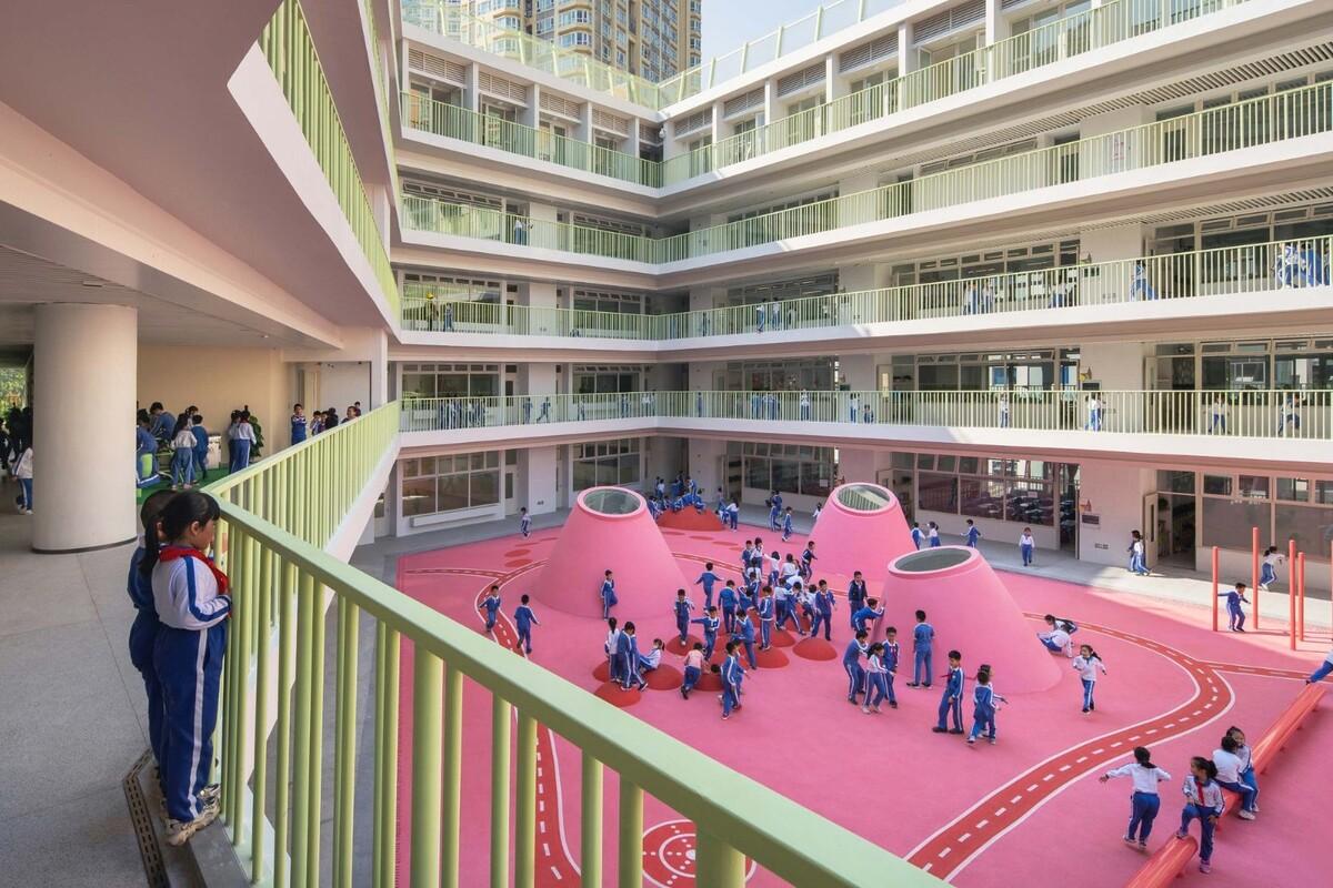 深圳福田新沙小学 / 一十一建筑