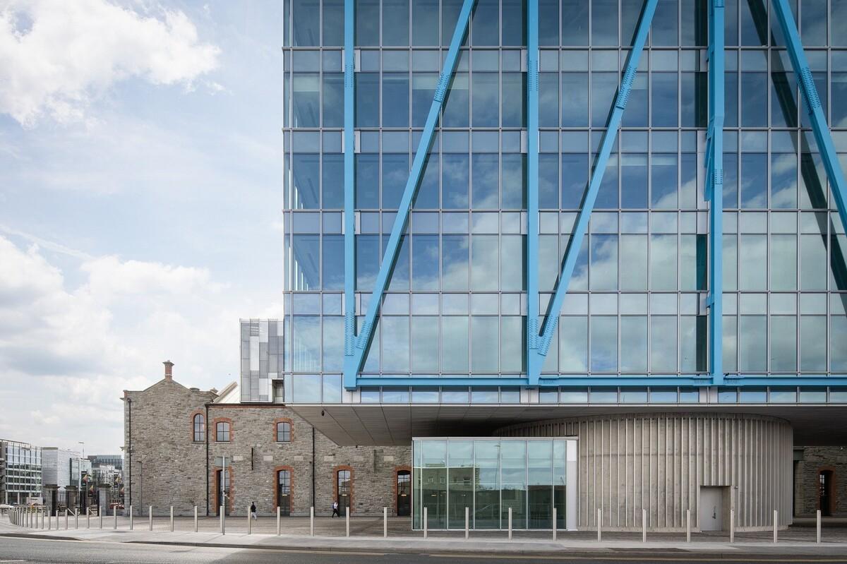 蓝色‘骨头’，EXO 办公大楼 / Shay Cleary Architects