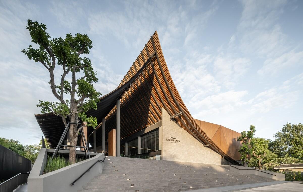超大规模泰式餐厅 Keereetara / IDIN Architects