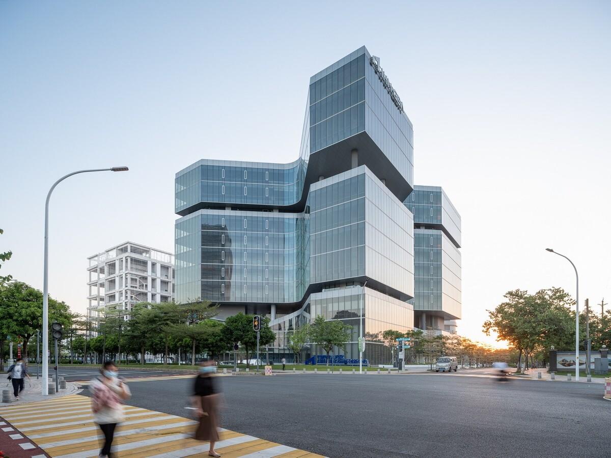 粤港澳大湾区高性能医疗器械创新中心 / 海茵建筑