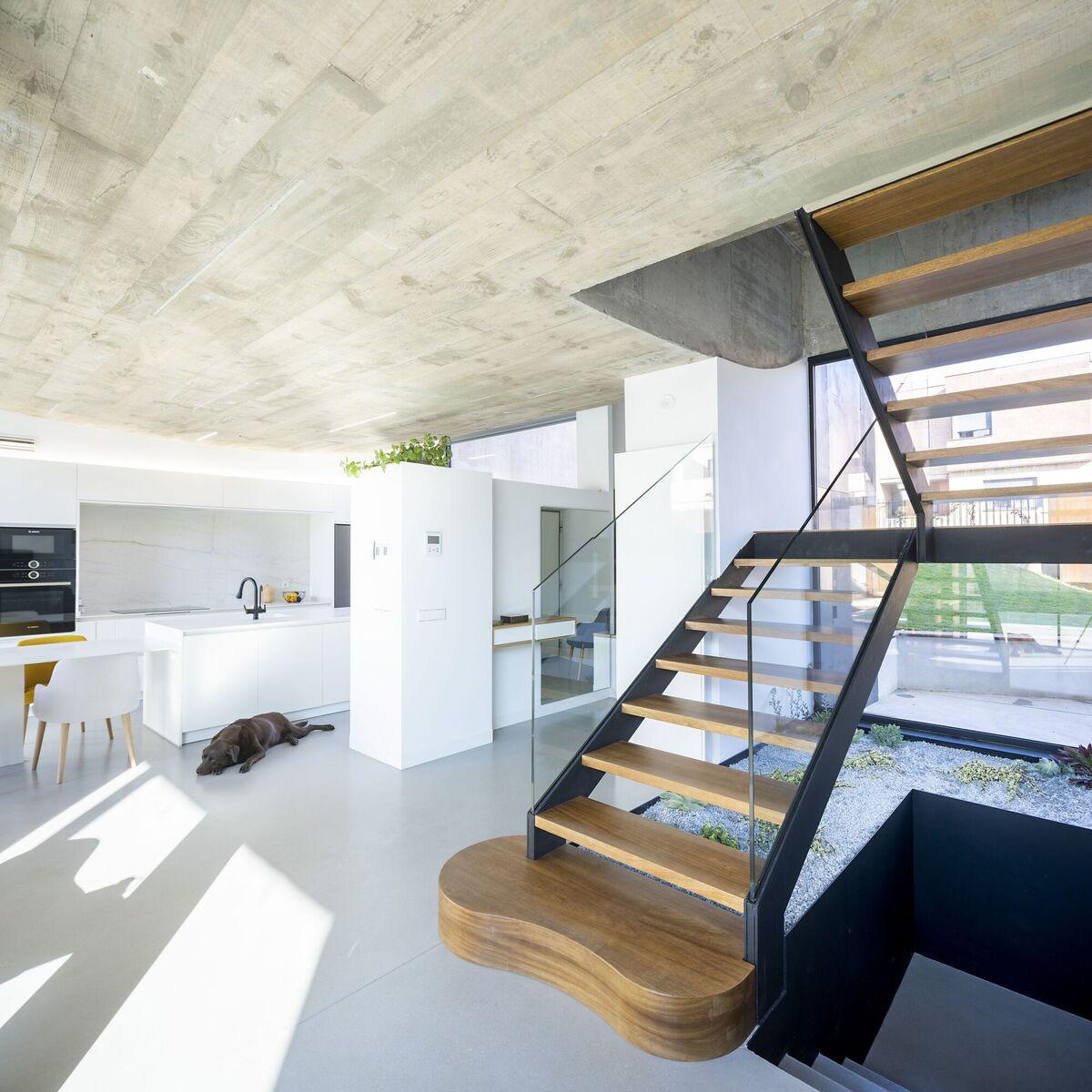混凝土外壳，NAU 住宅 / MUKA Arquitectura