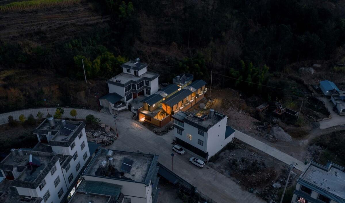 乡村集合住宅 / 拾号建筑