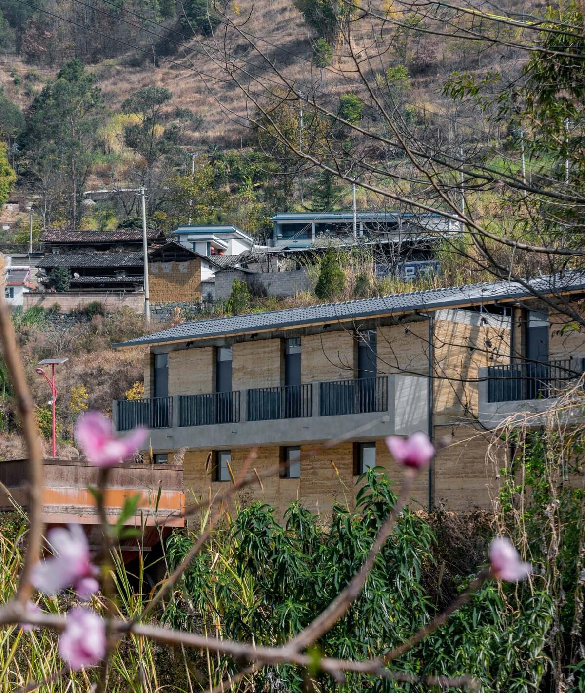 乡村集合住宅 / 拾号建筑
