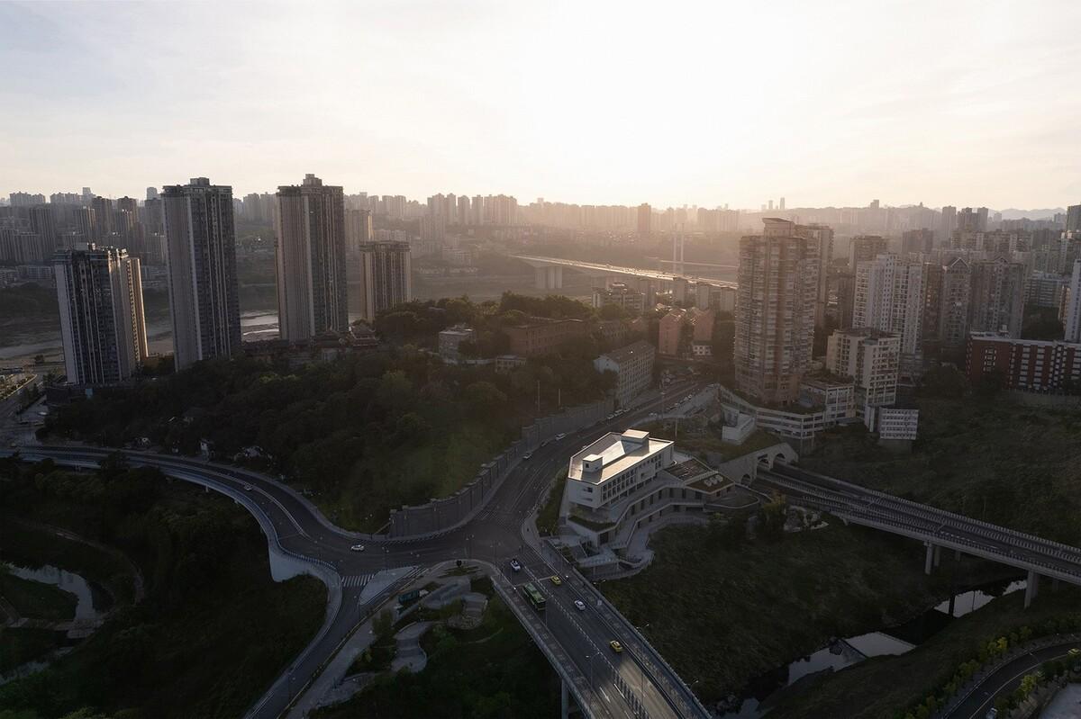 磁器口服务中心 / 重庆悦集建筑设计