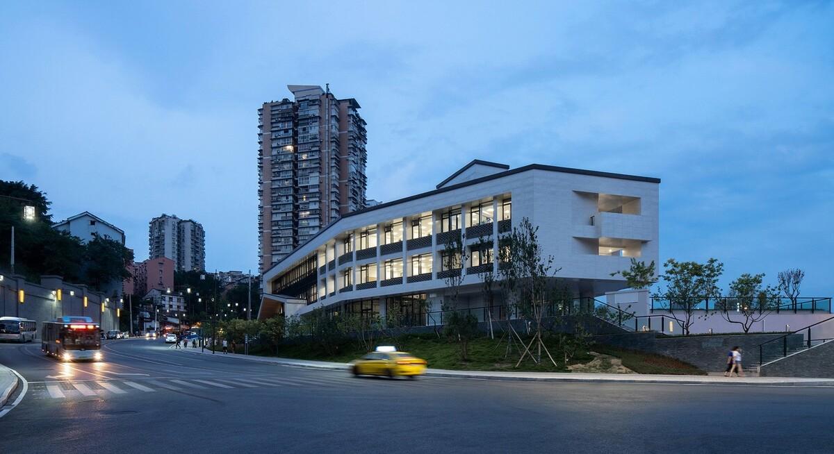 磁器口服务中心 / 重庆悦集建筑设计