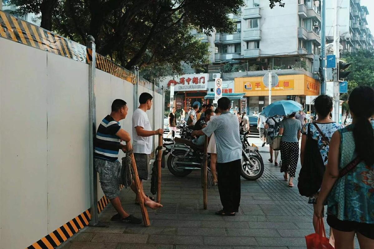 磁器口服务中心 / 重庆悦集建筑设计
