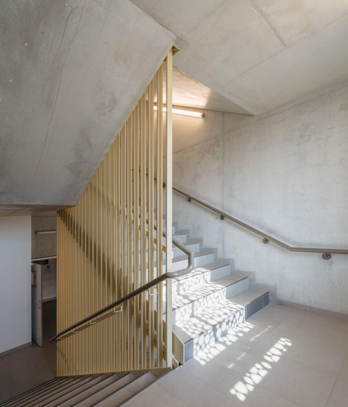 瓦伦顿 Samuel-Paty 中学 / Archipente