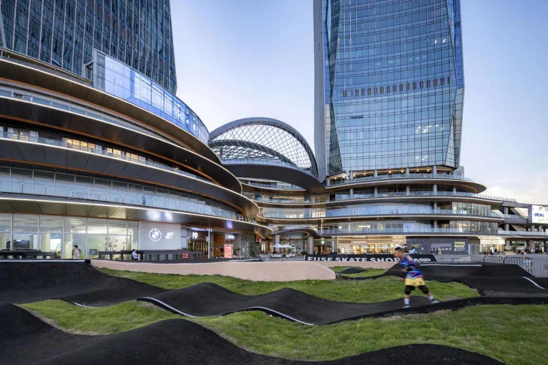 华彩海口湾， 多维艺术元素塑造全新商业地标 / 凯谛思Arcadis