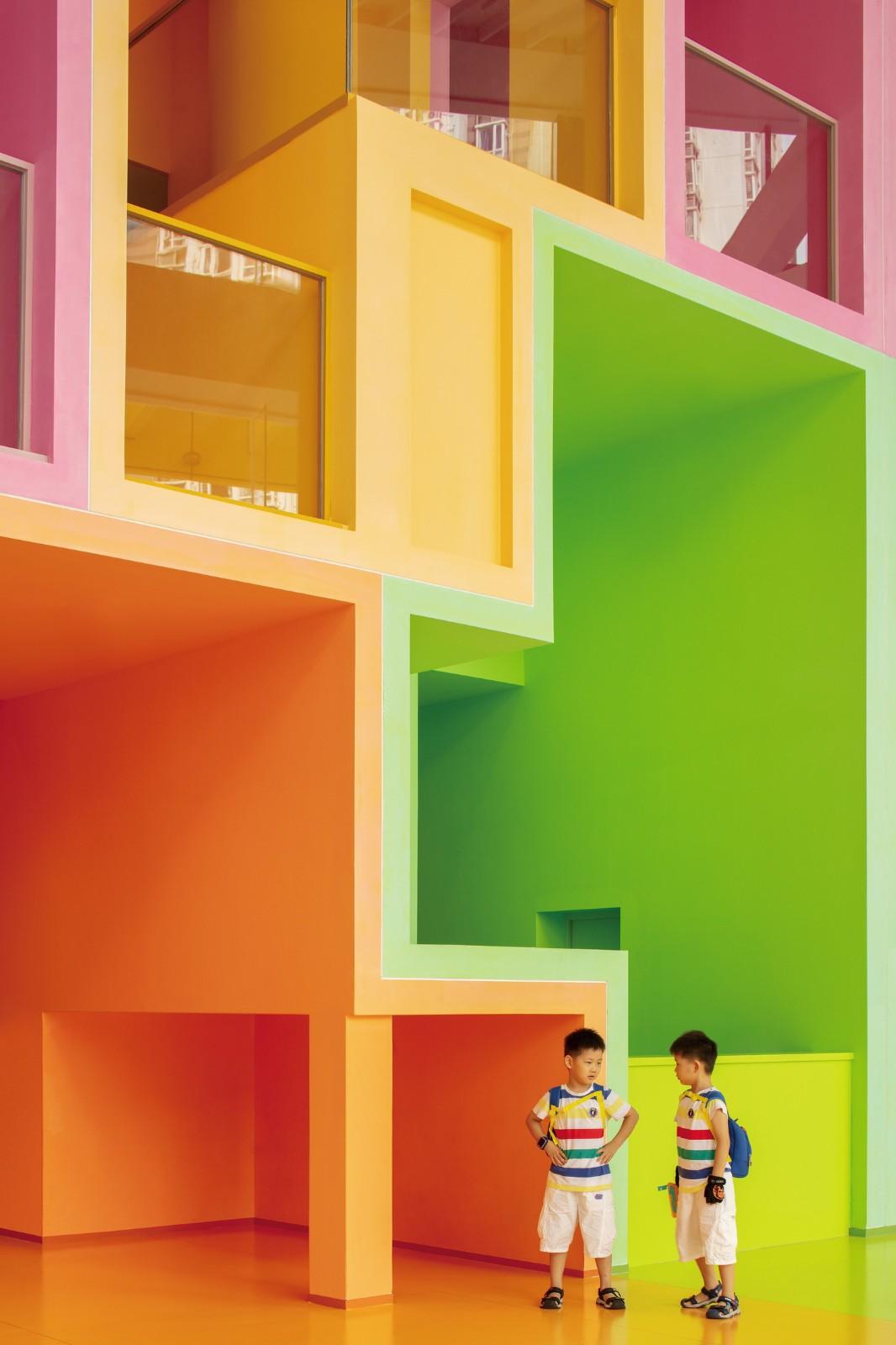 深圳妇儿大厦改造 / MVRDV