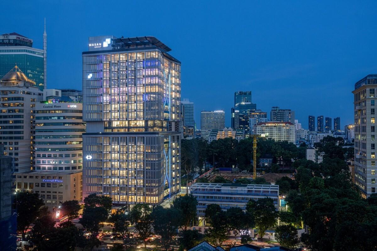 胡志明市科技银行总部 / Foster + Partners