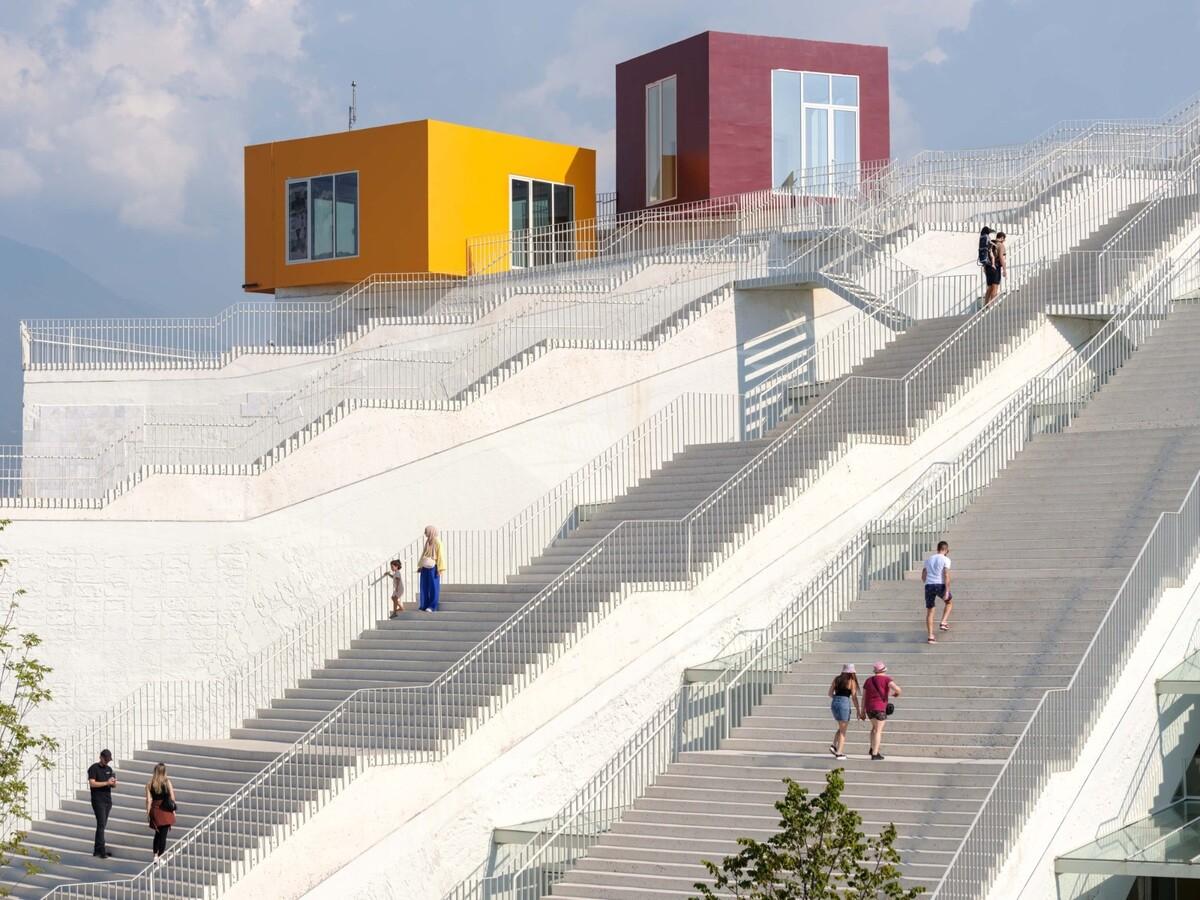 地拉那金字塔 / MVRDV
