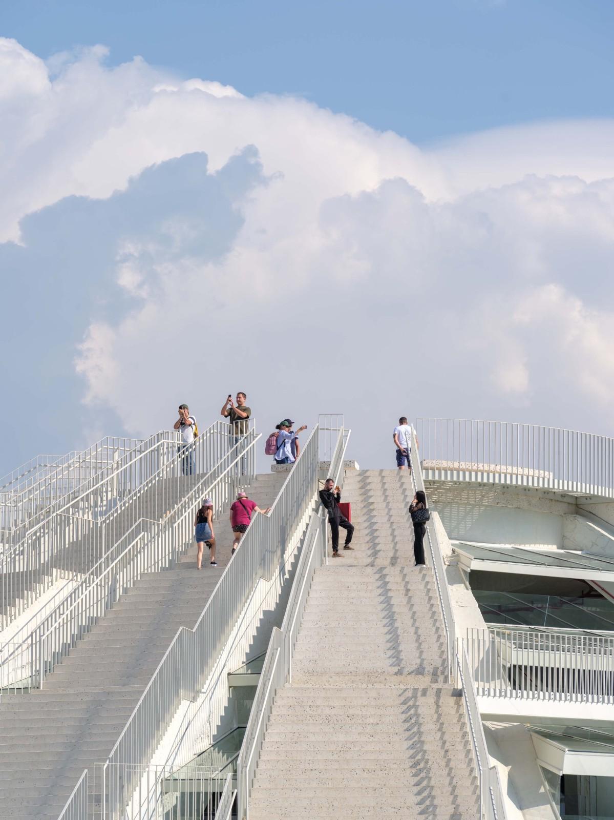 地拉那金字塔 / MVRDV