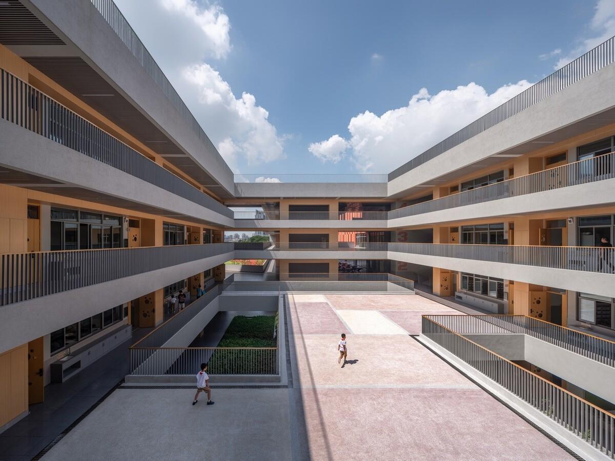 奉贤区教育学院附属实验小学奉浦小学校区 / 无样建筑工作室