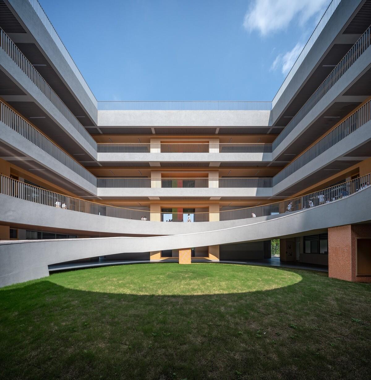 奉贤区教育学院附属实验小学奉浦小学校区 / 无样建筑工作室