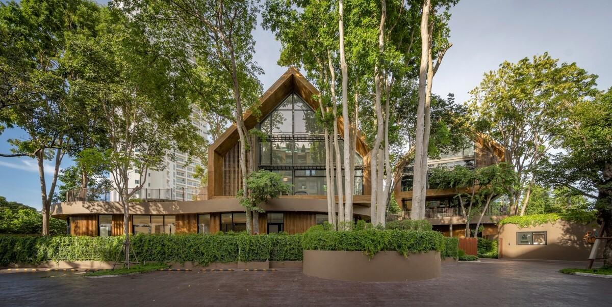 Lovell 国际学校 / Plan Architect