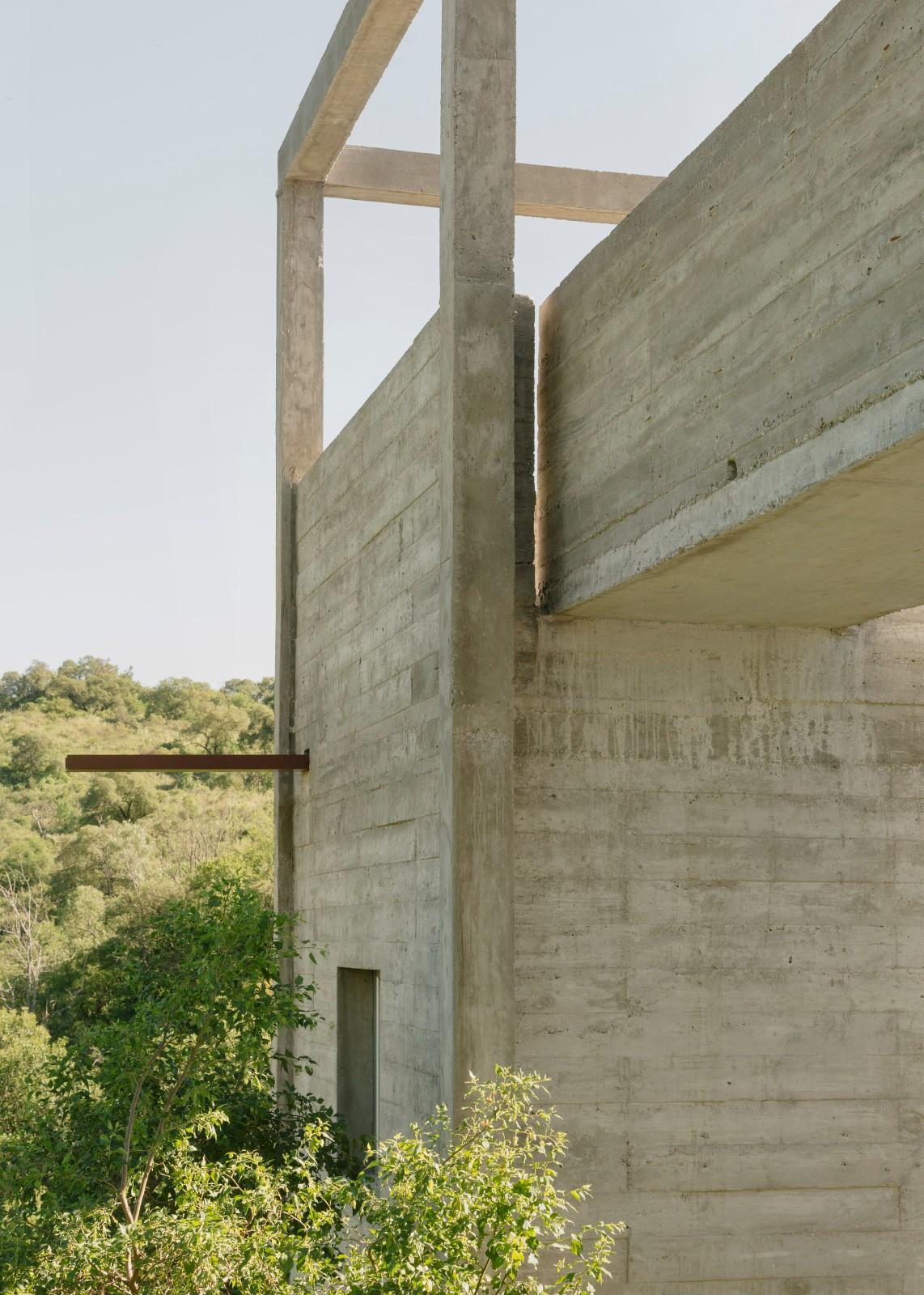 高处之宅 / Agustín Berzero + Manuel Gonzalez Veglia (Tectum arquitectura)