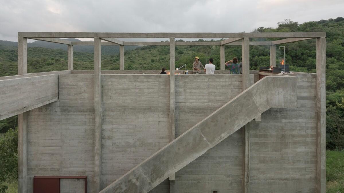 高处之宅 / Agustín Berzero + Manuel Gonzalez Veglia (Tectum arquitectura)
