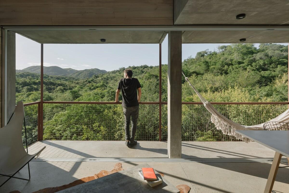 高处之宅 / Agustín Berzero + Manuel Gonzalez Veglia (Tectum arquitectura)