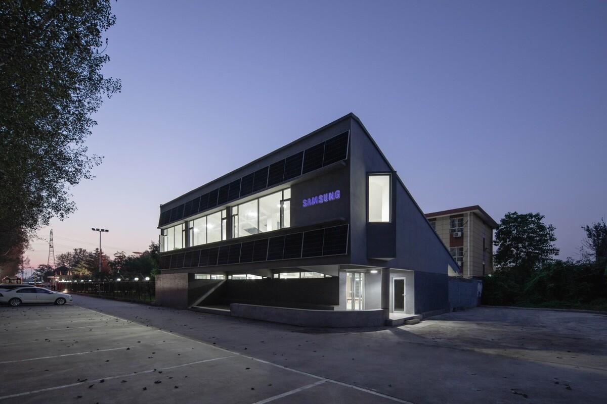陕西希望工程校园图书馆2.0 / 垣建筑