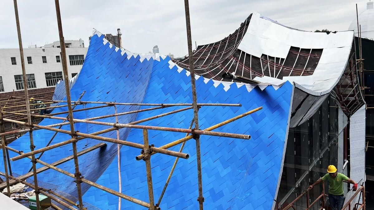 青丘和白崖：仿佛海浪一般起伏的蓝色山丘下是我们“摇摇摆摆的人间” / Wutopia Lab