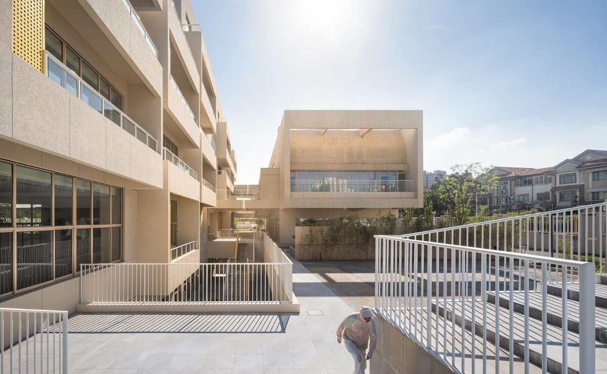 江苏省南京市文齐路小学 / 荣朝晖工作室