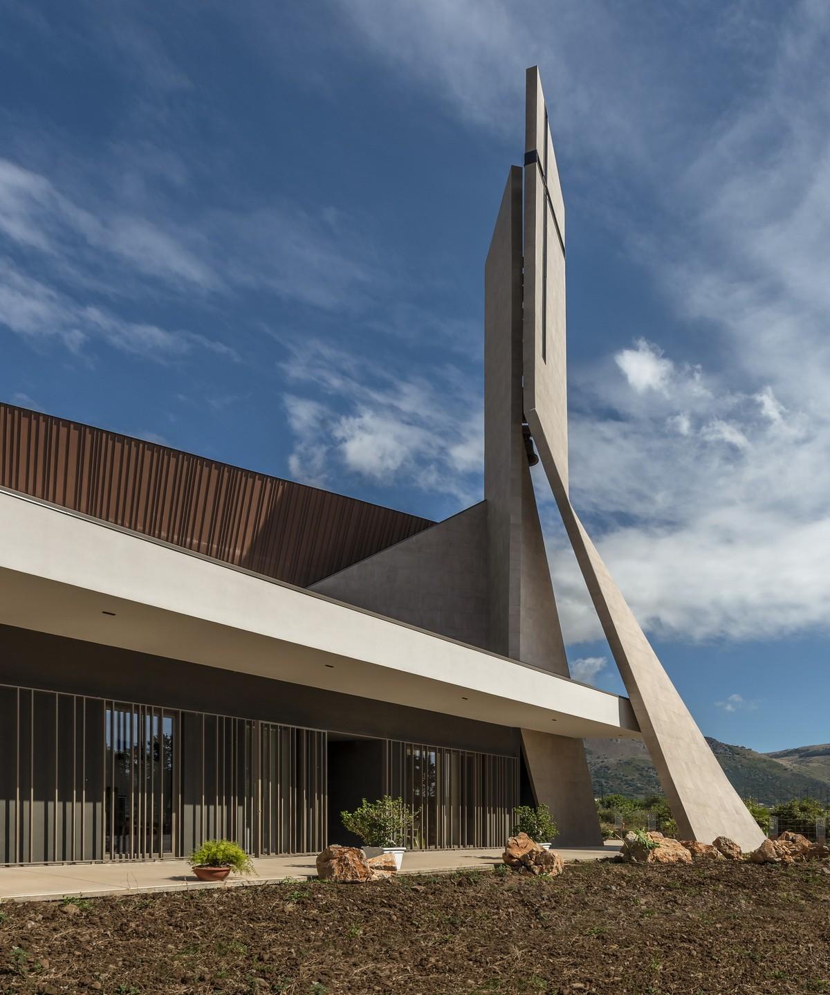 Redemptoris Mater 教堂 / Studio Kuadra