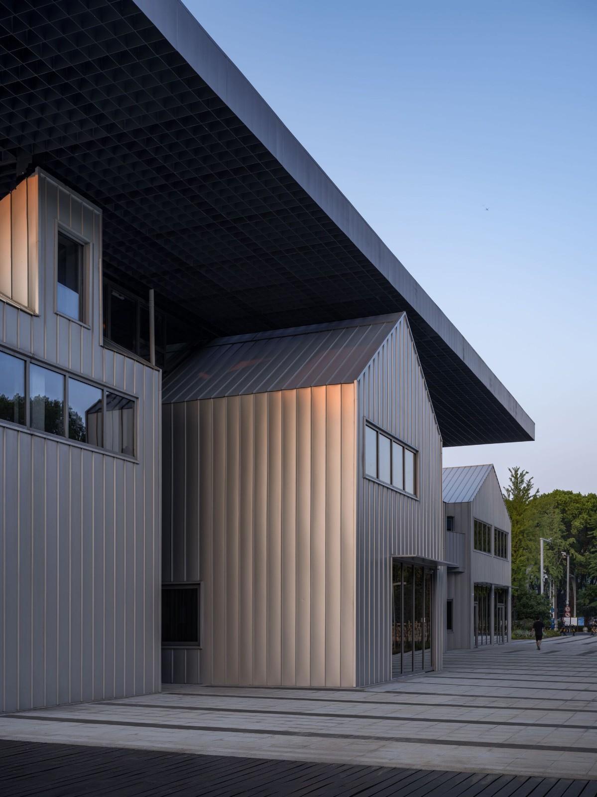 昆山城市生态森林公园游客中心 / 阿科米星建筑设计
