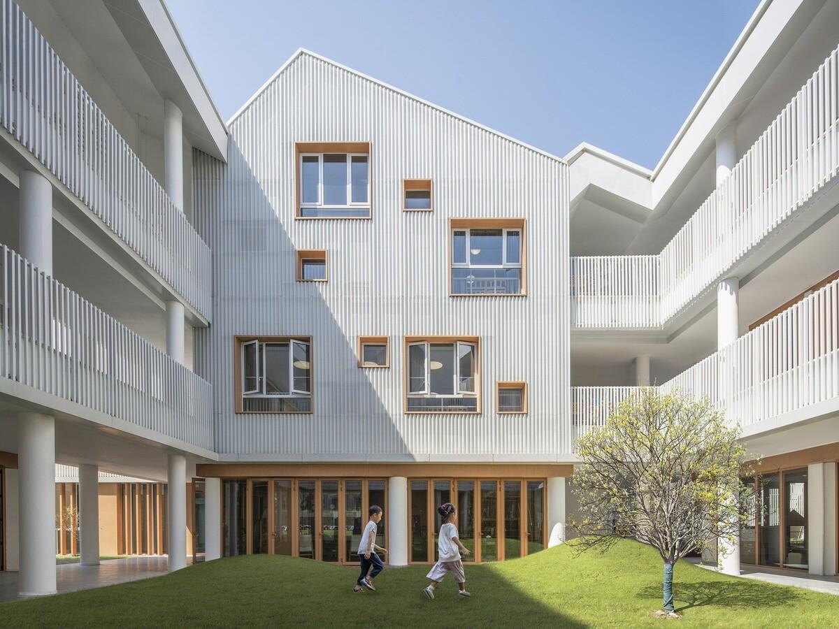 上海市蓝湾幼儿园 / 华东建筑设计研究院 丁顺团队
