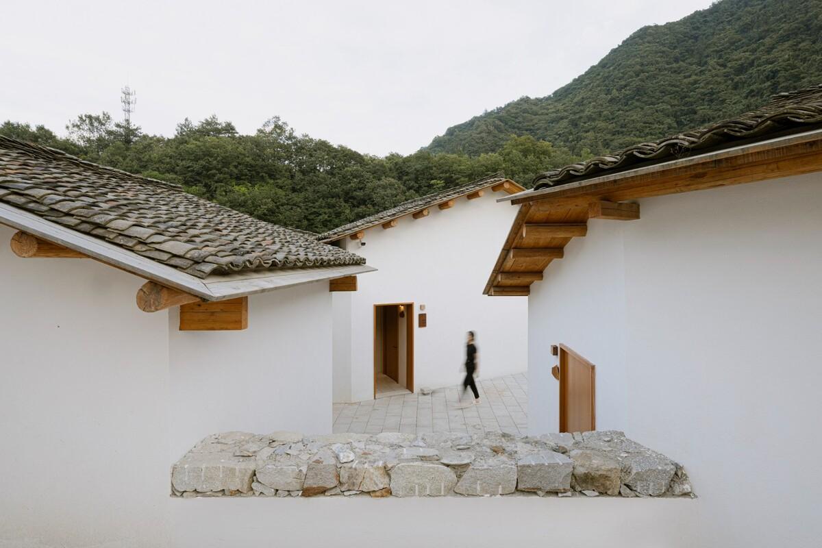 鹿柴山集 精品民宿 / 小大建筑