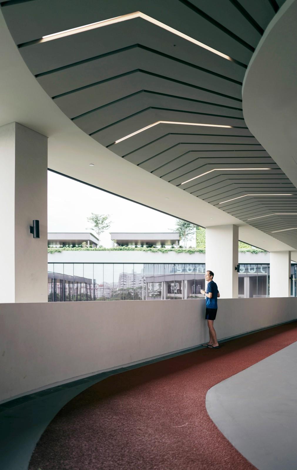 SAFRA 蔡厝港会所 / DP Architects Pte Ltd