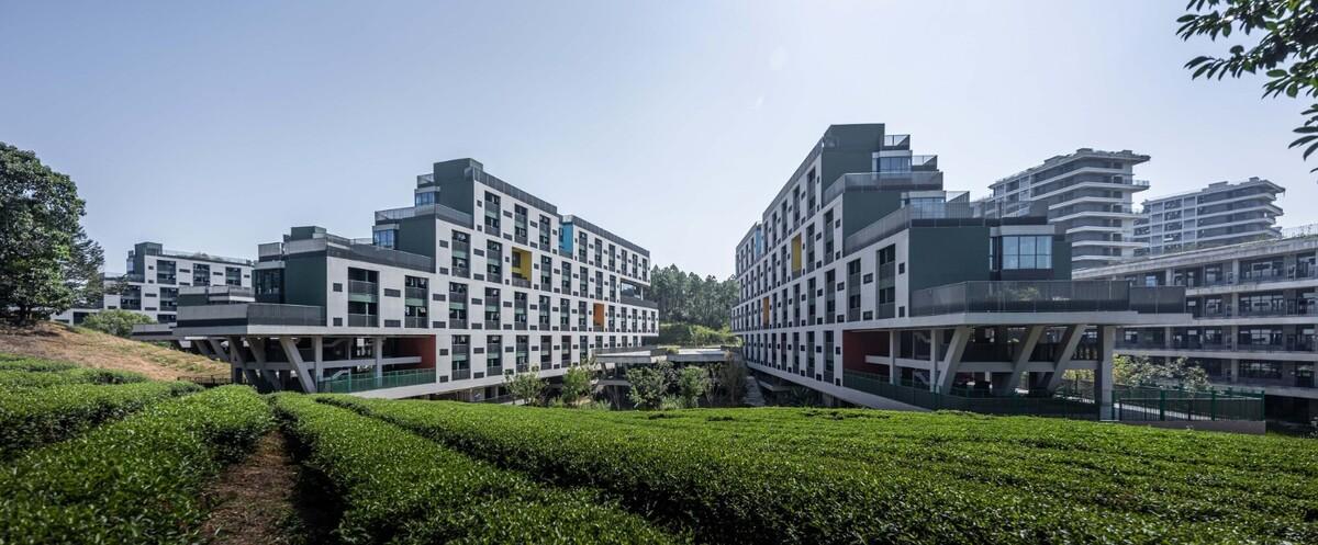 景德镇艺术职业大学山谷学生公寓 / 清华大学建筑设计研究院