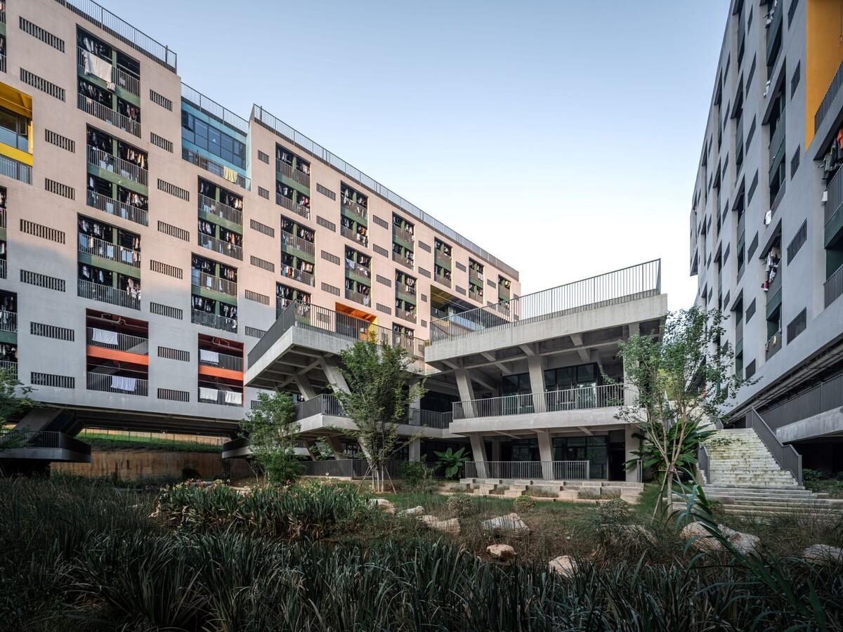 景德镇艺术职业大学山谷学生公寓 / 清华大学建筑设计研究院
