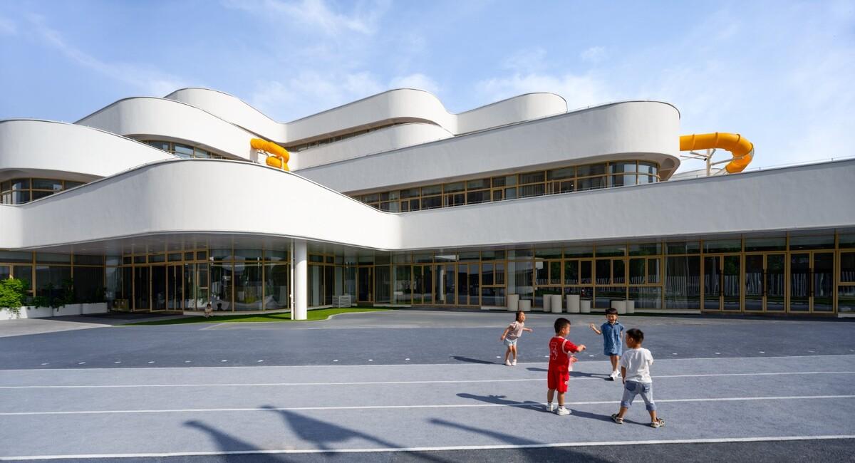  临海市协成幼儿园 / 任天建筑工作室