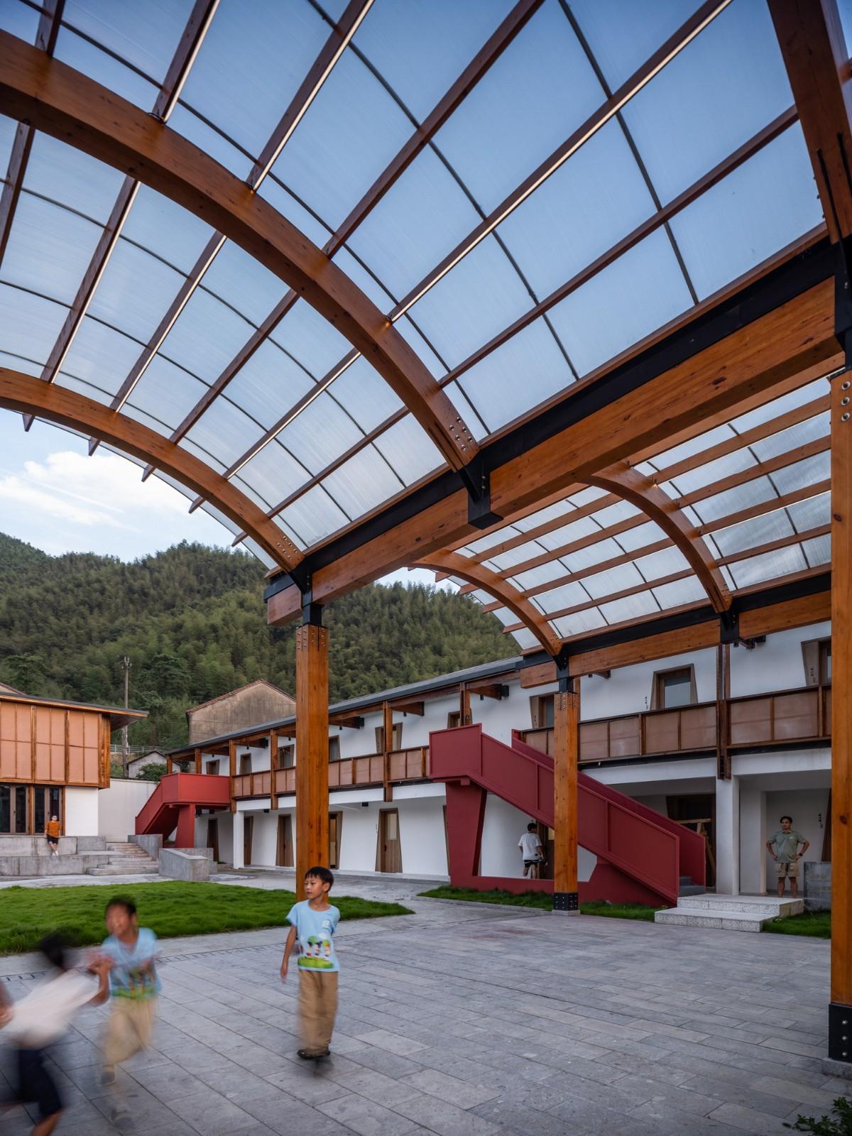 绍兴孙岙小学改造 / 造作建筑