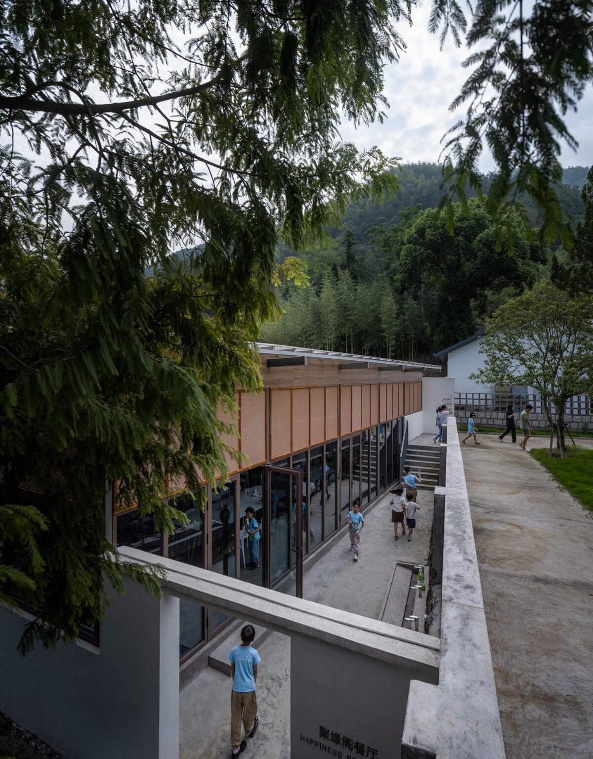 绍兴孙岙小学改造 / 造作建筑