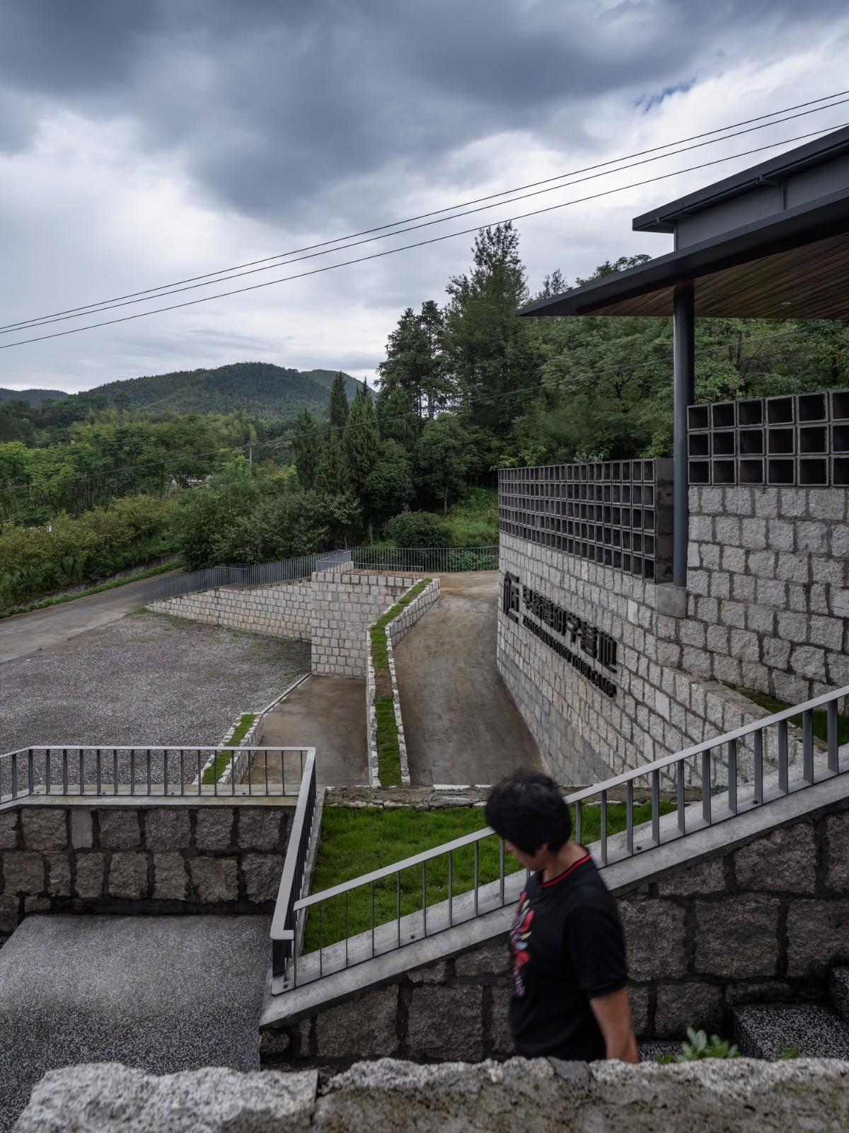 绍兴孙岙小学改造 / 造作建筑