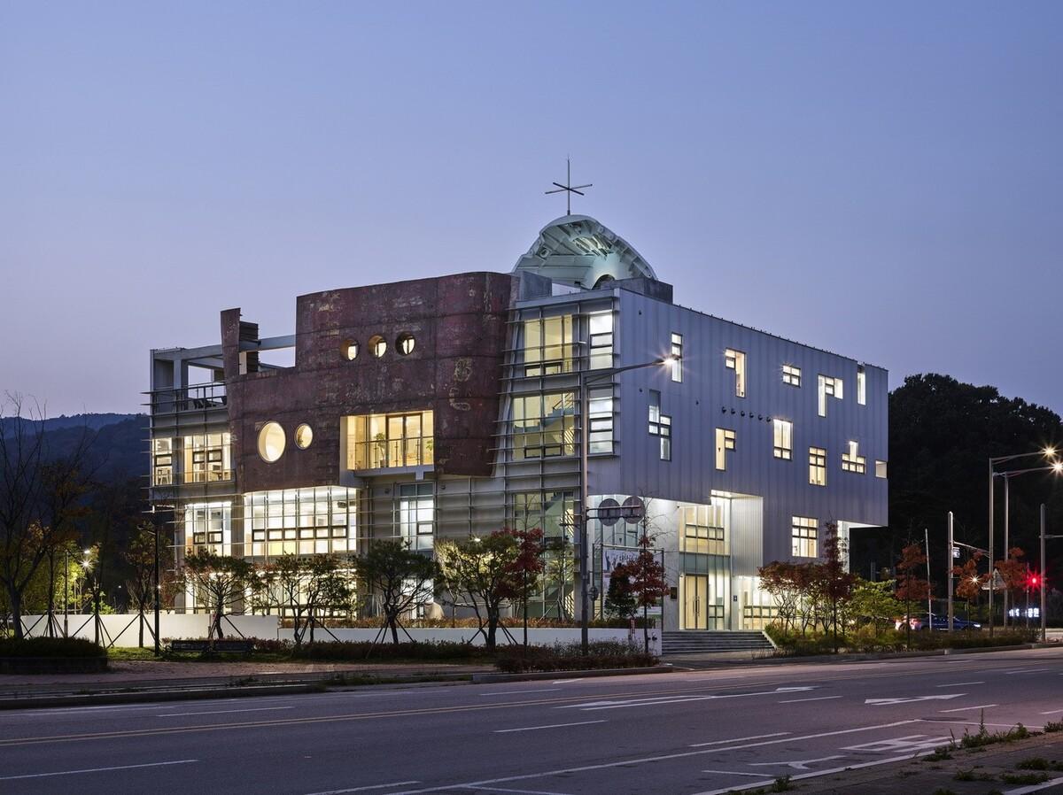 永宗岛恩诺里教堂 / shinslab architecture