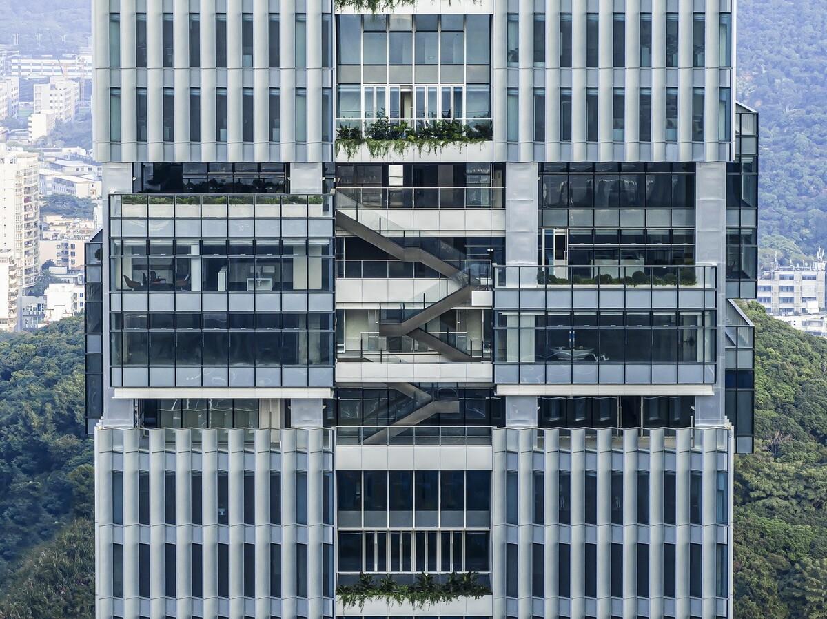 T33全时中心：人、自然与科技的未来想象与表达 / Aedas建筑设计事务所