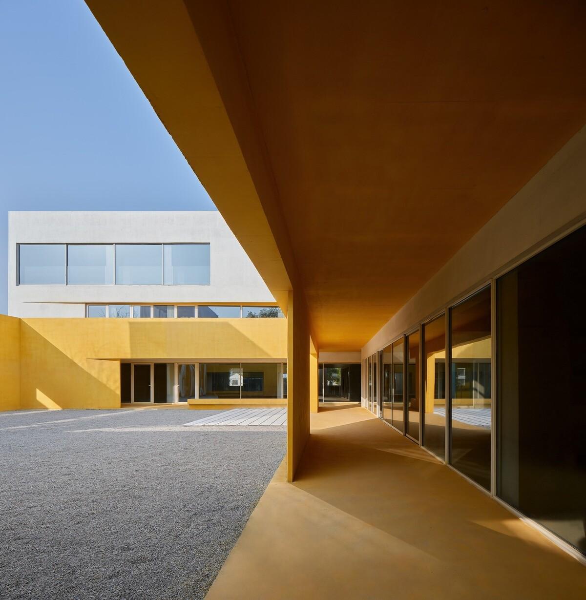 “q” Center —上海廊下村民活动中心 / Atelier tf + ppas