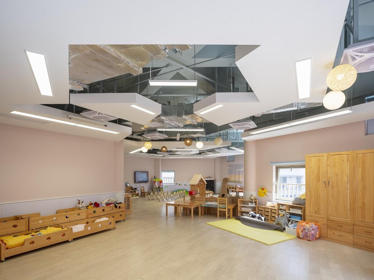 静安余姚路幼儿园分部 / 刘宇扬建筑事务所