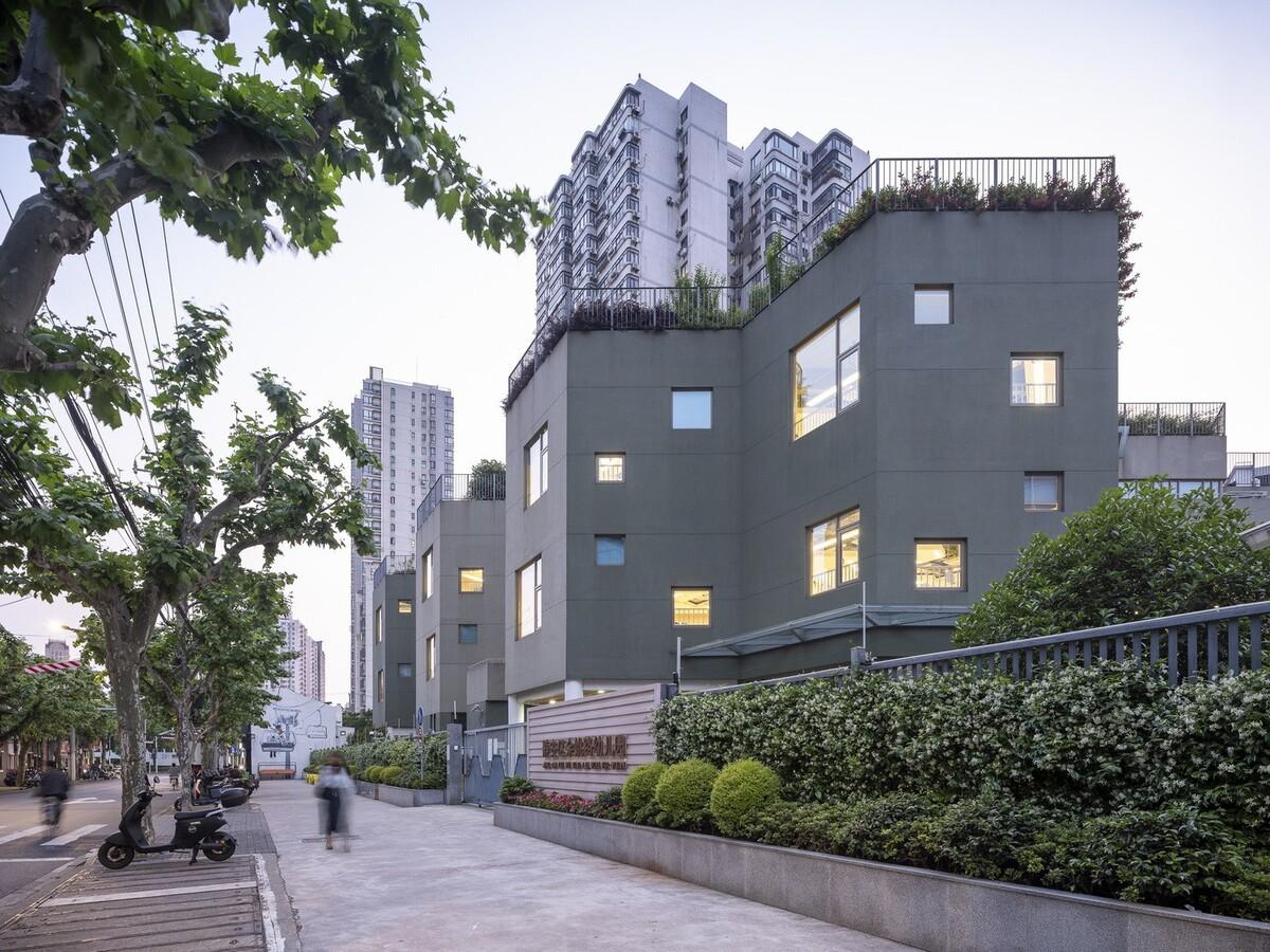 静安余姚路幼儿园分部 / 刘宇扬建筑事务所