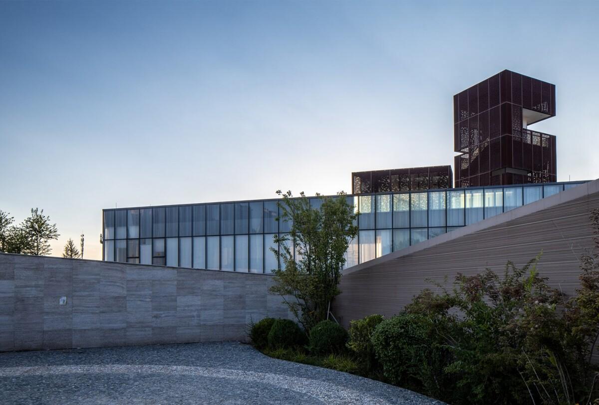 海东市城市规划展览馆 / 中国建筑设计研究院-品筑设计工作室