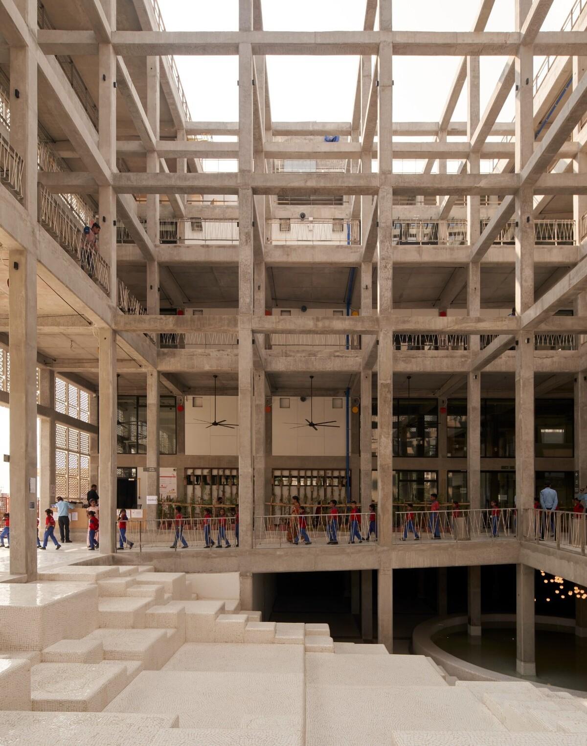 第三空间文化学习中心 / Studio Saar