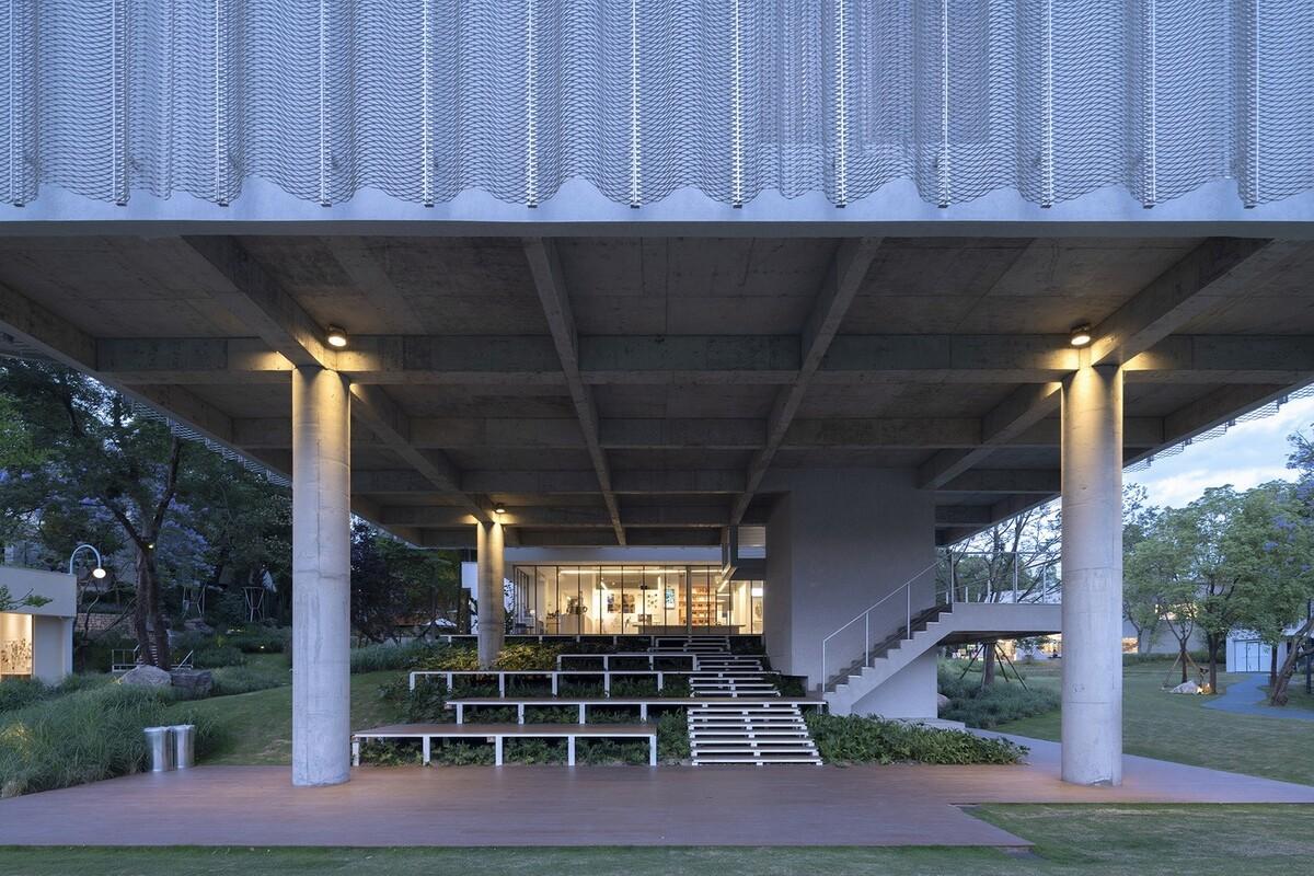 麓湖CPI岛 / 几里建筑