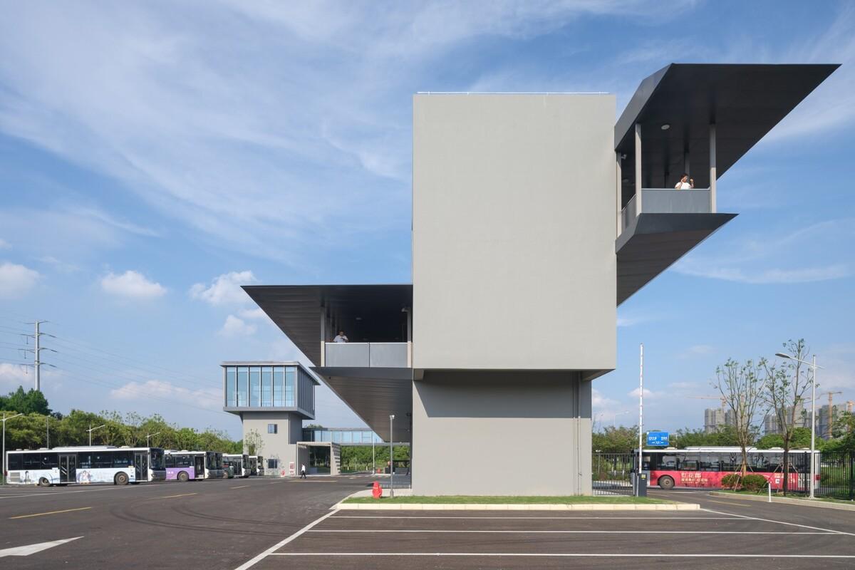 昆山杜克大学公交首末站 / 阿科米星建筑设计事务所